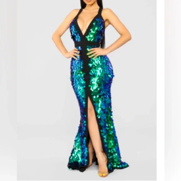 green emerald velvet dress Ellie Wilde EW35701 Size 0, 8 Supernova Long Mermaid Holographic Prom Dress Crystal Supernova, 0 / Supernova main image 1